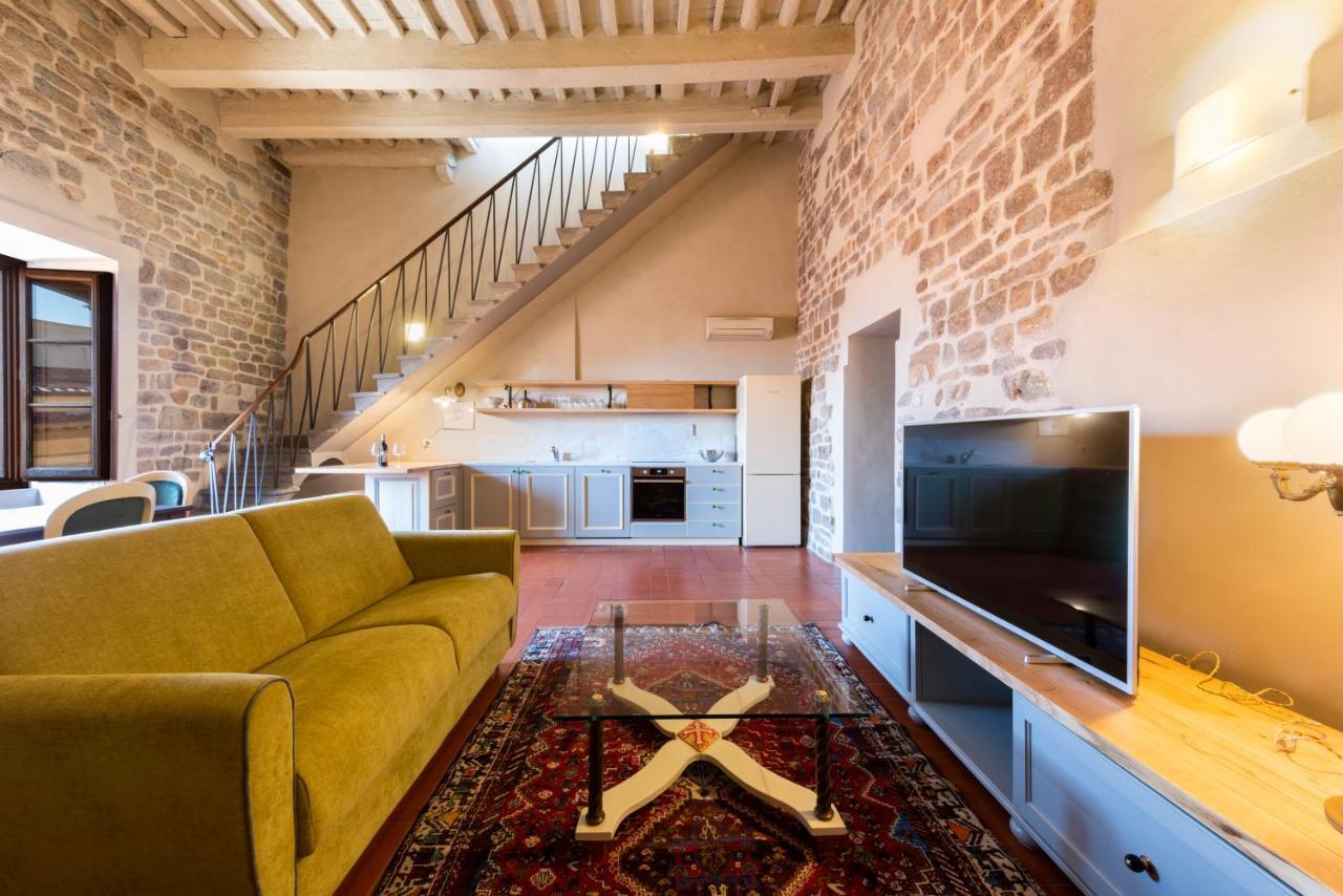 Nella Torre Del Poschi Penthouse With Roof Terrace Lägenhet